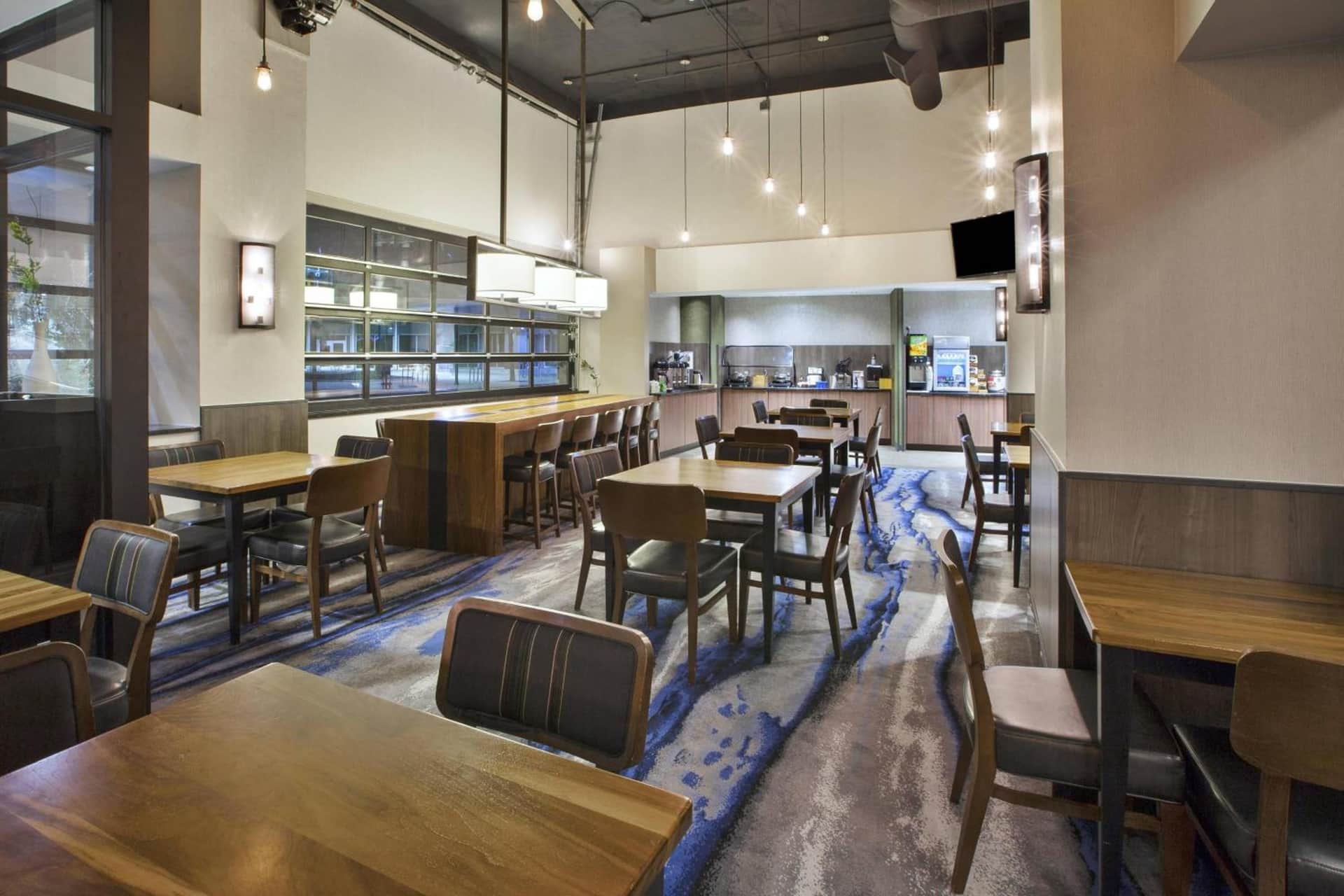 Fairfield Inn & Suites Milwaukee Downtown