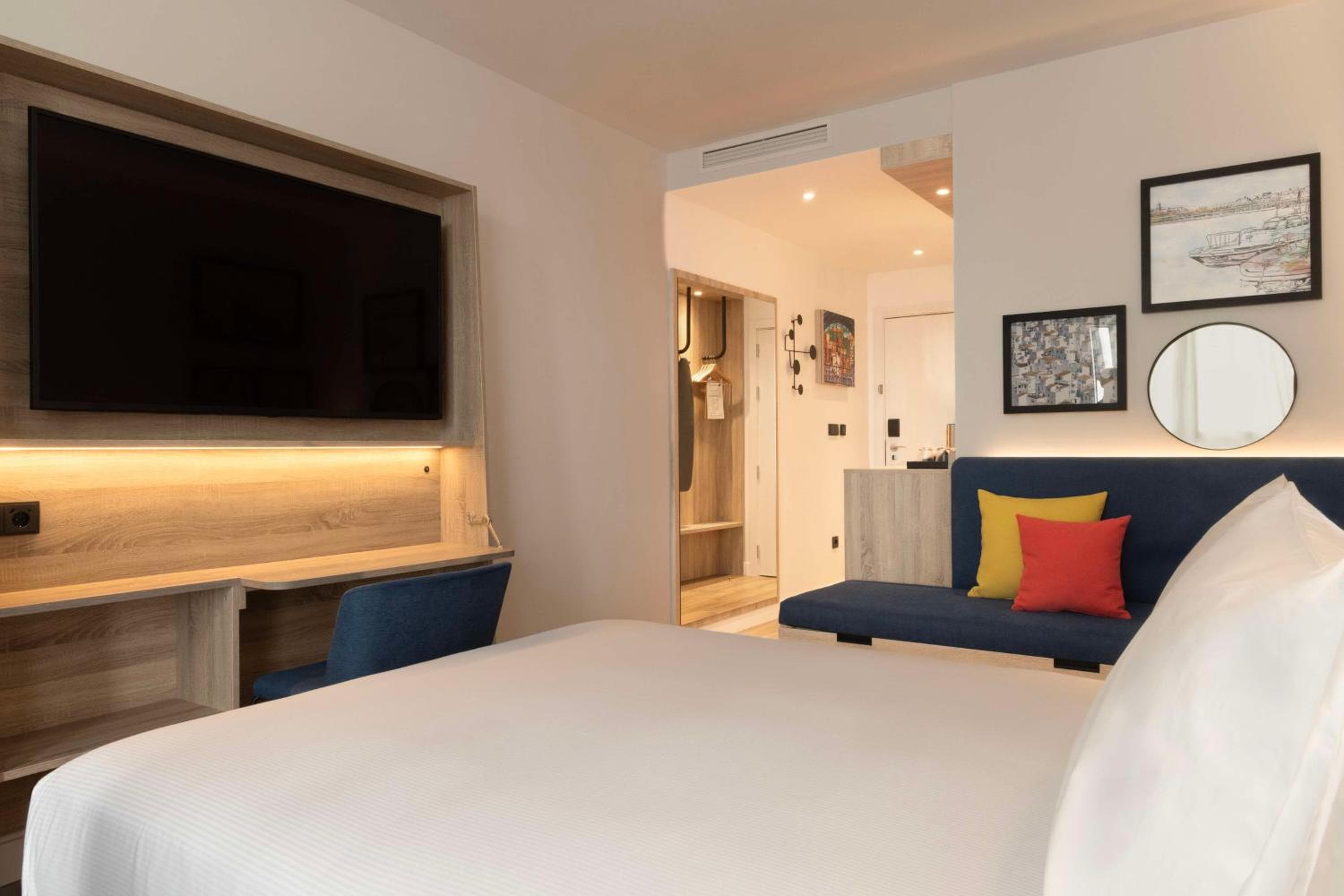 Hampton by Hilton Málaga Martiricos