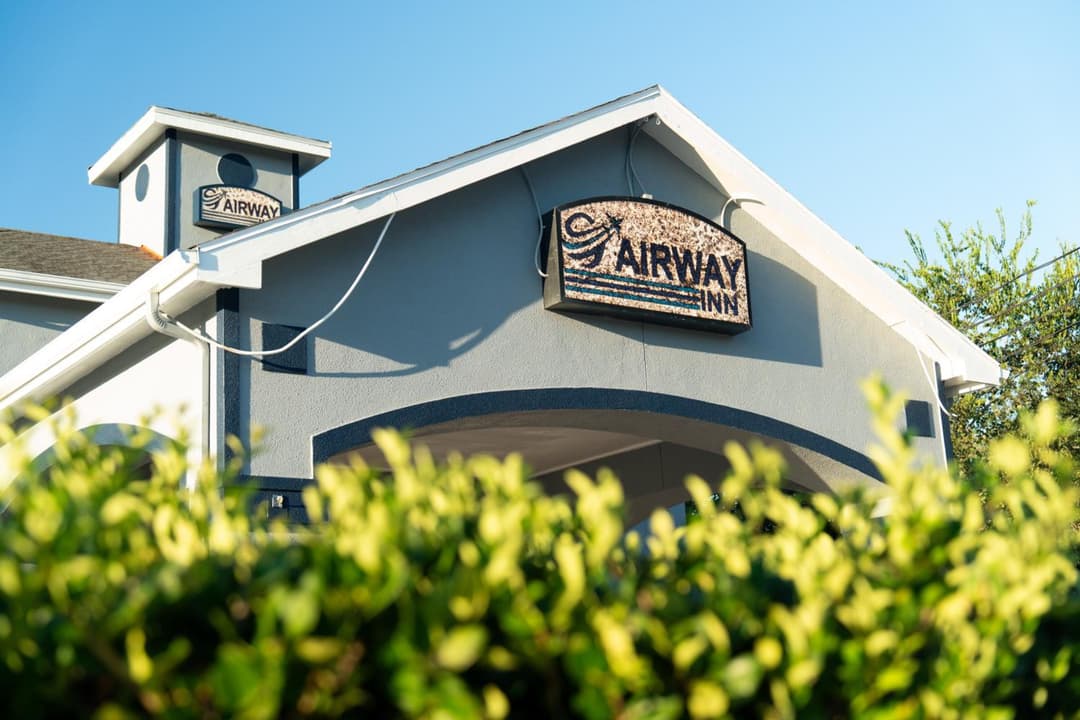 Airway Inn - IAH Airport