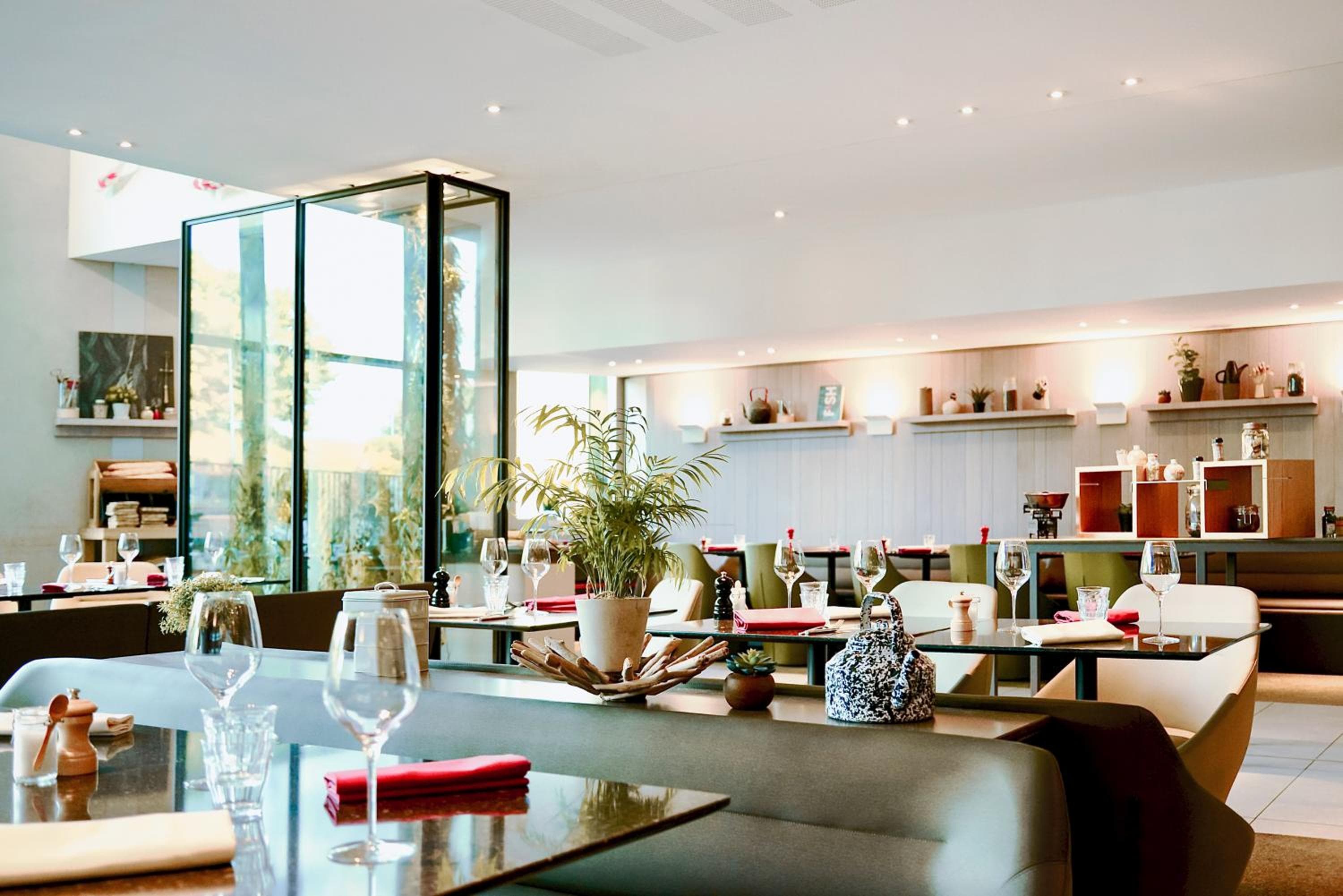 Radisson Blu CDG Airport Terminal Hotel