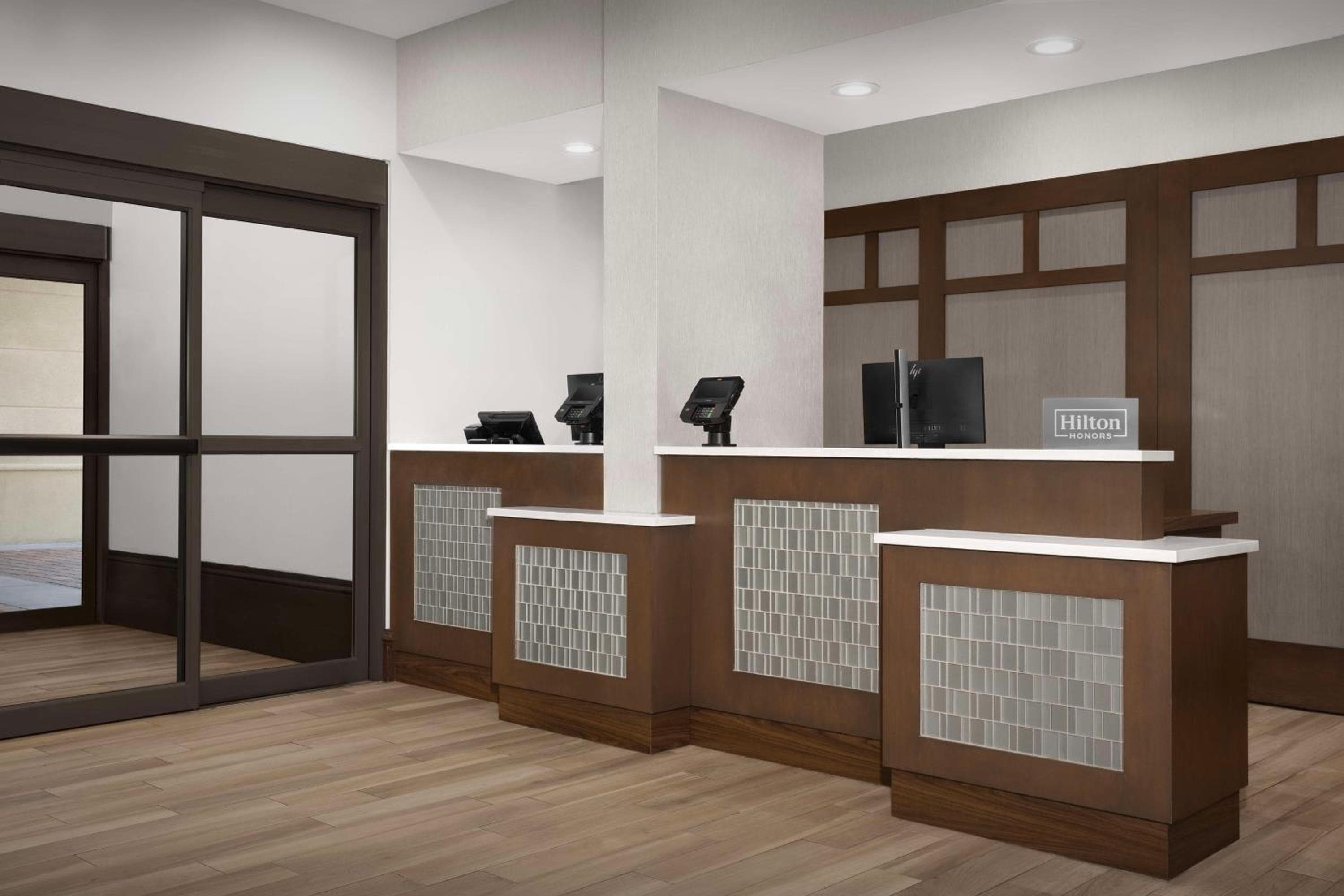 Homewood Suites by Hilton Jacksonville Downtown-Southbank