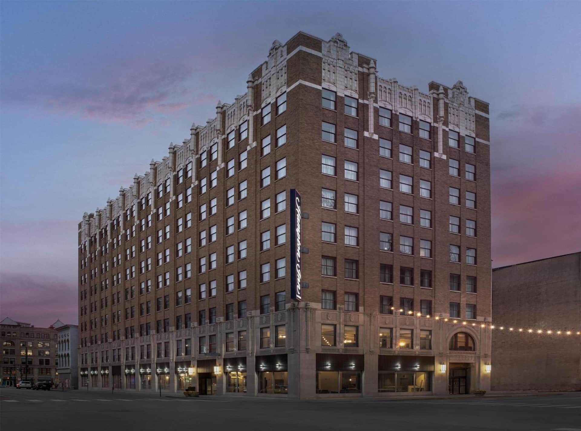 Hampton Inn Indianapolis Downtown Across from Circle Center