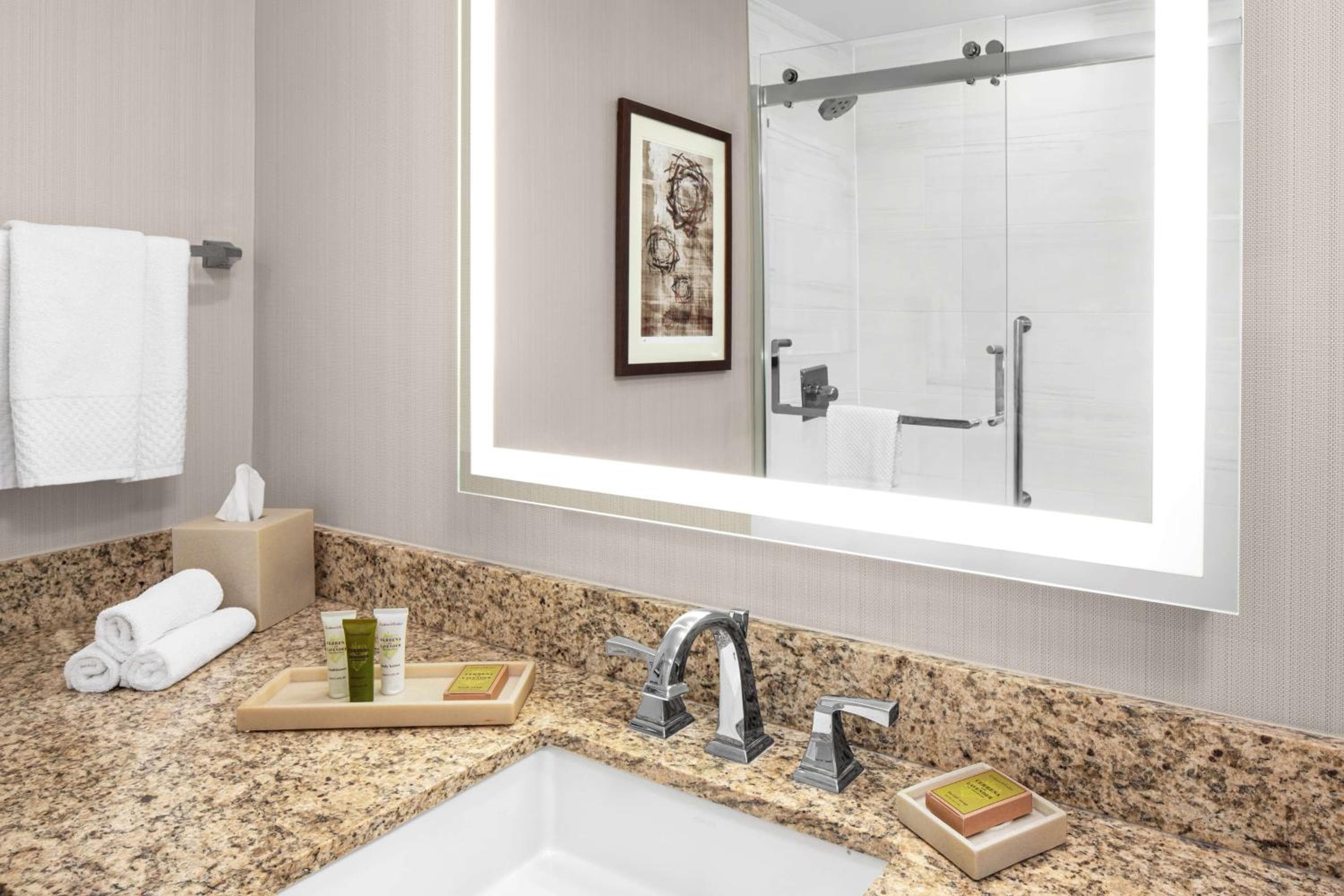 Hilton Kansas City Airport