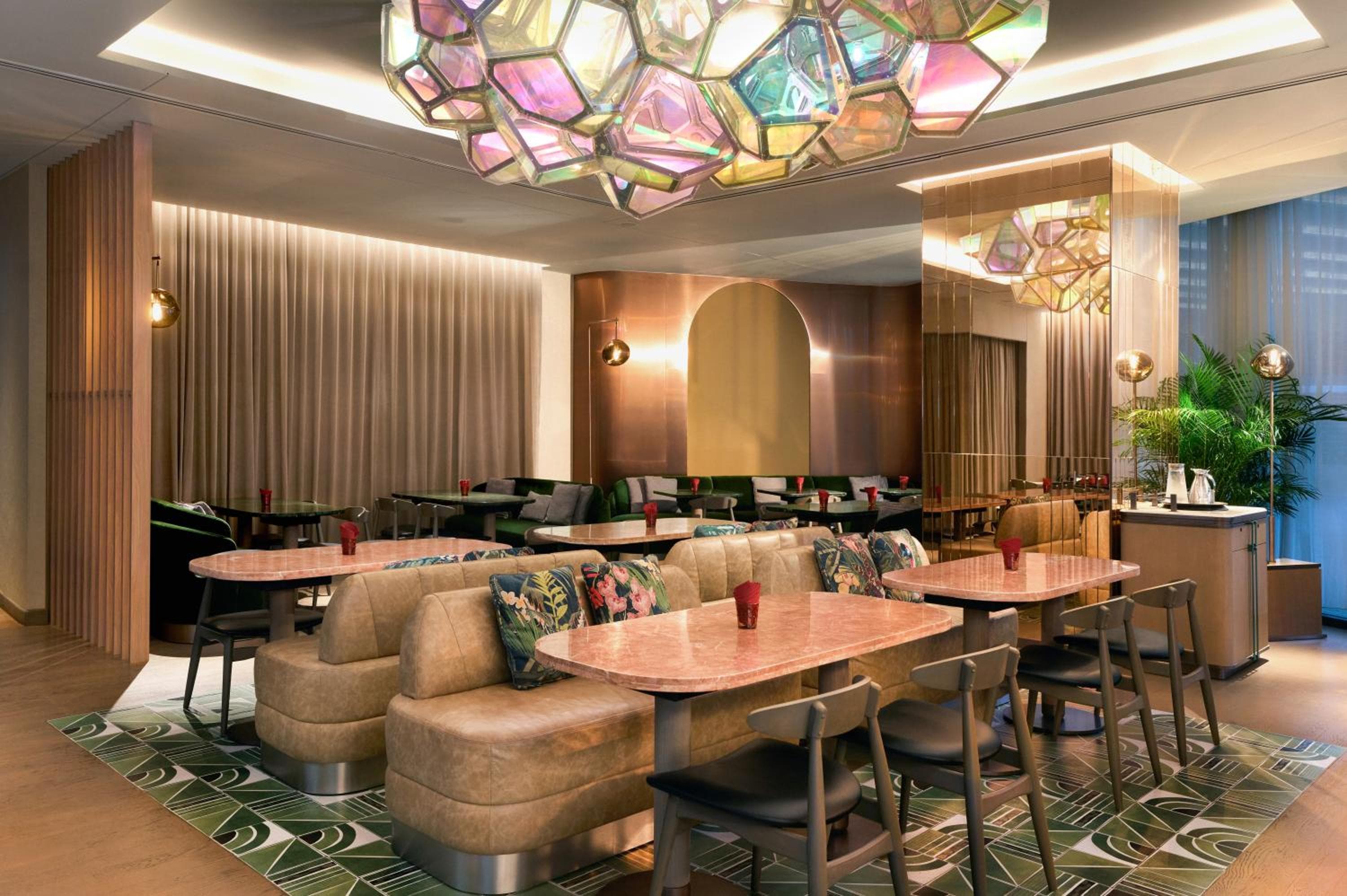 Mondrian Singapore Duxton