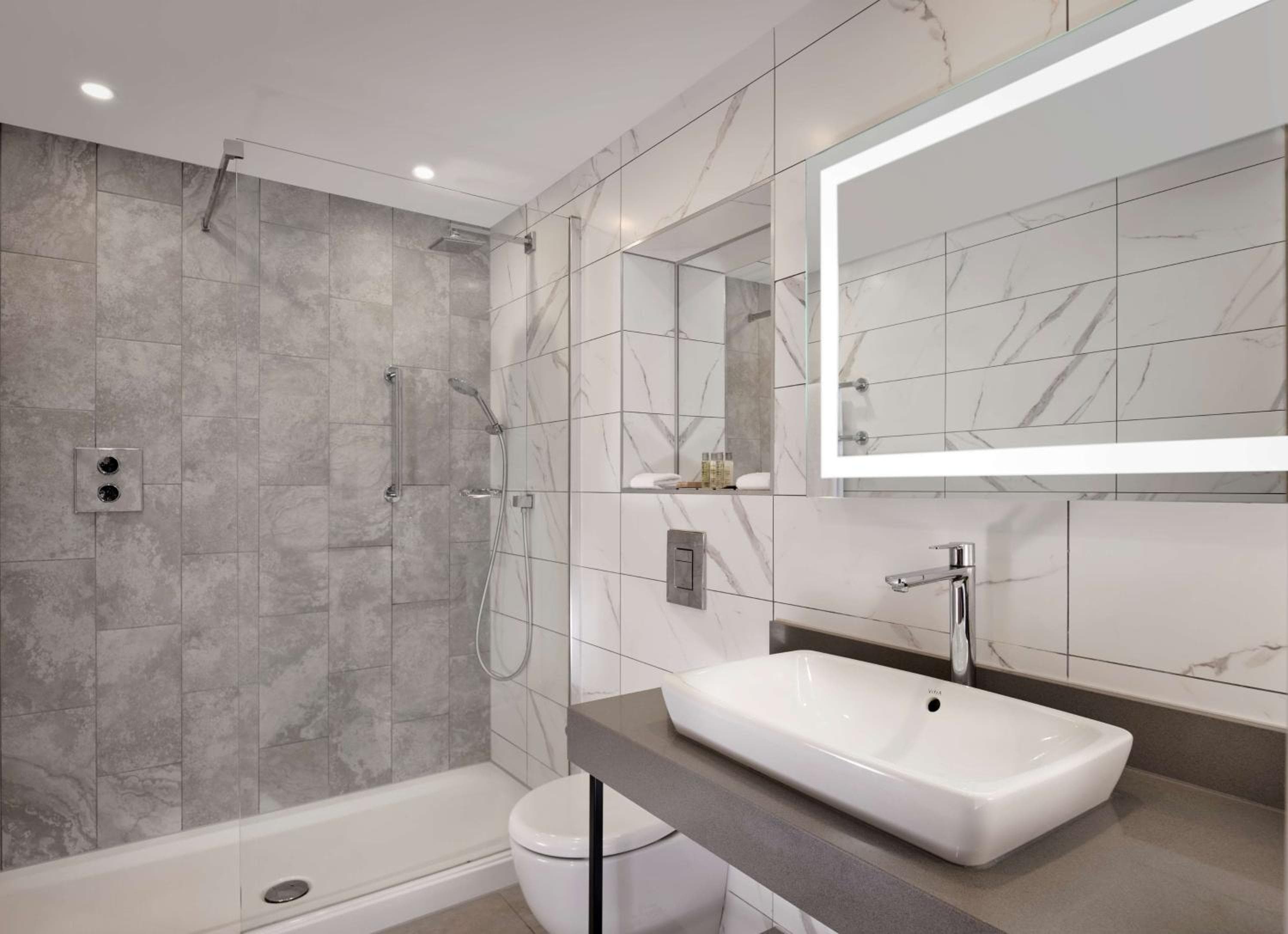 DoubleTree by Hilton Lincoln