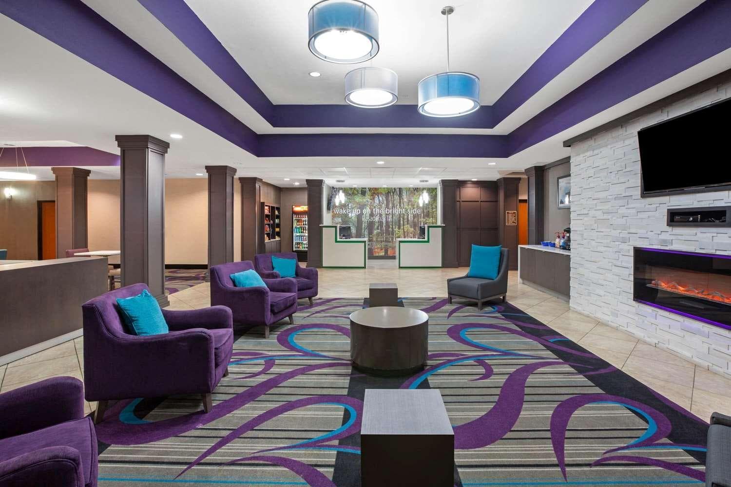 La Quinta Inn & Suites By Wyndham Houston Pasadena North