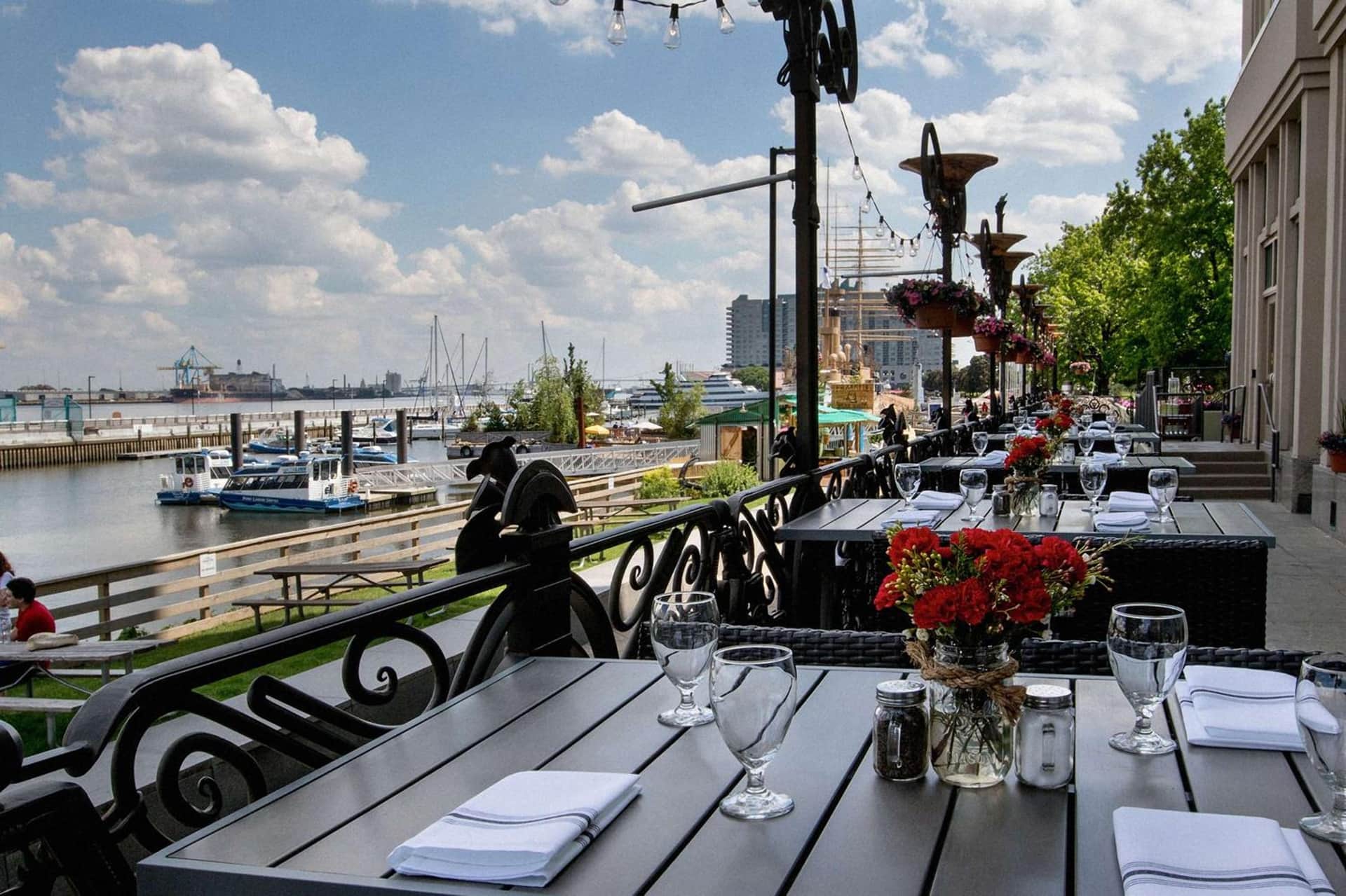 Hilton Philadelphia at Penn's Landing