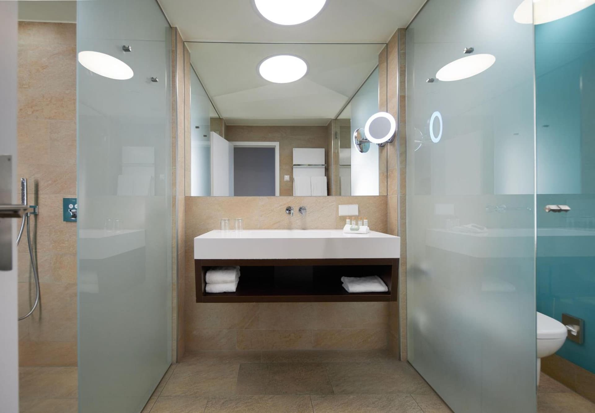 Wasserturm Hotel Cologne, Curio Collection by Hilton