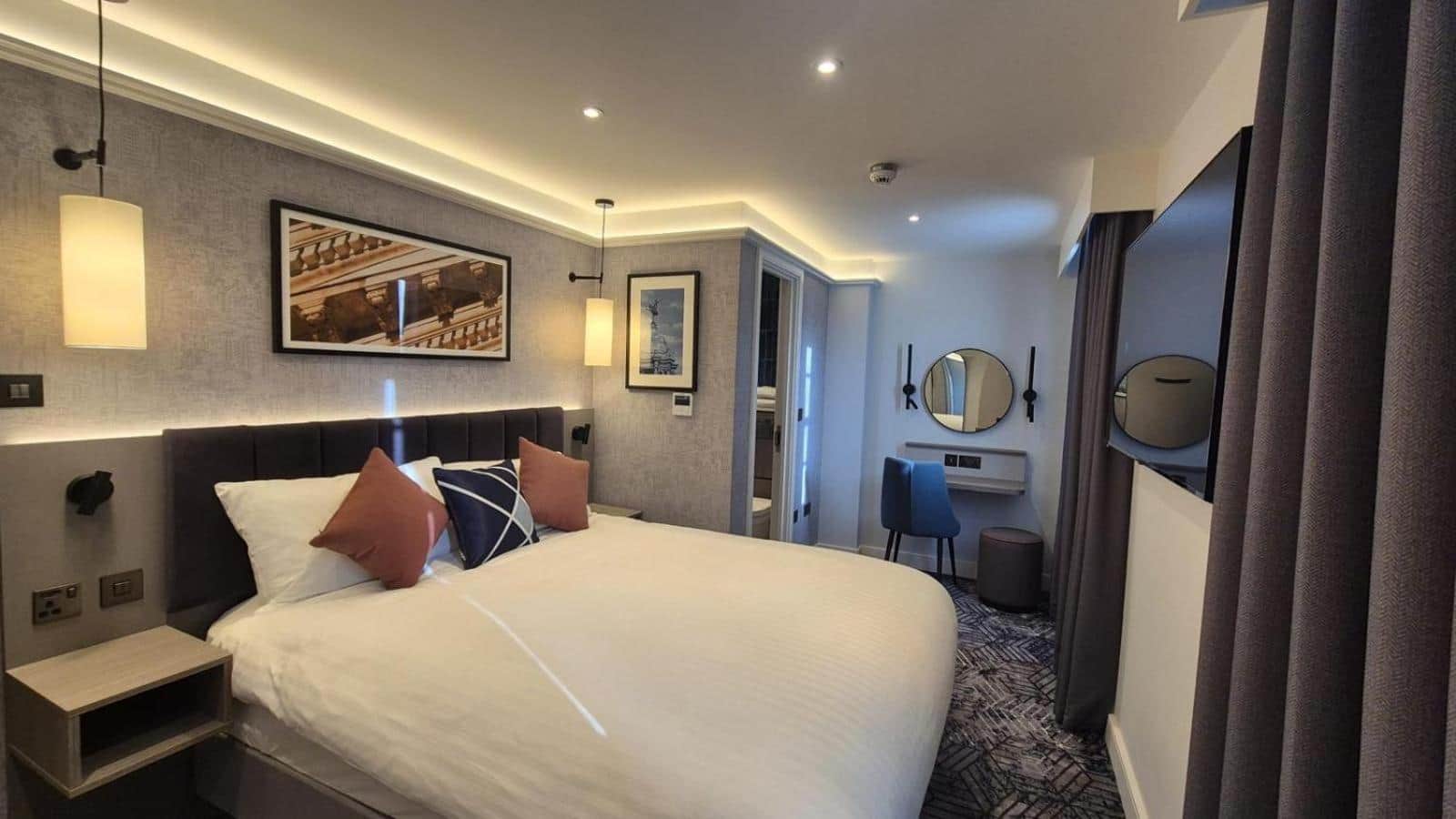 Four Points Flex by Sheraton London Victoria