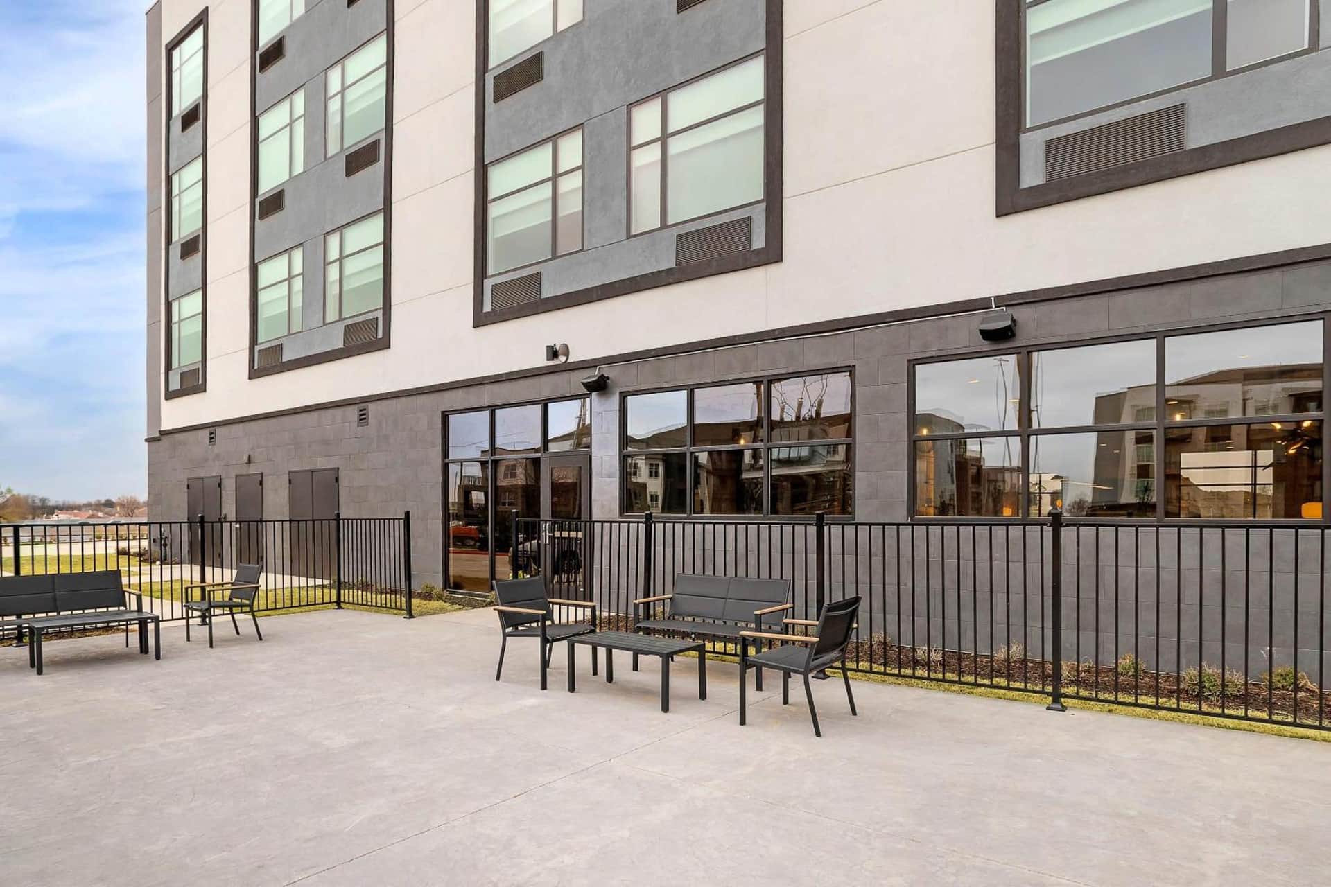 Cambria Hotel Euless - DFW Airport South