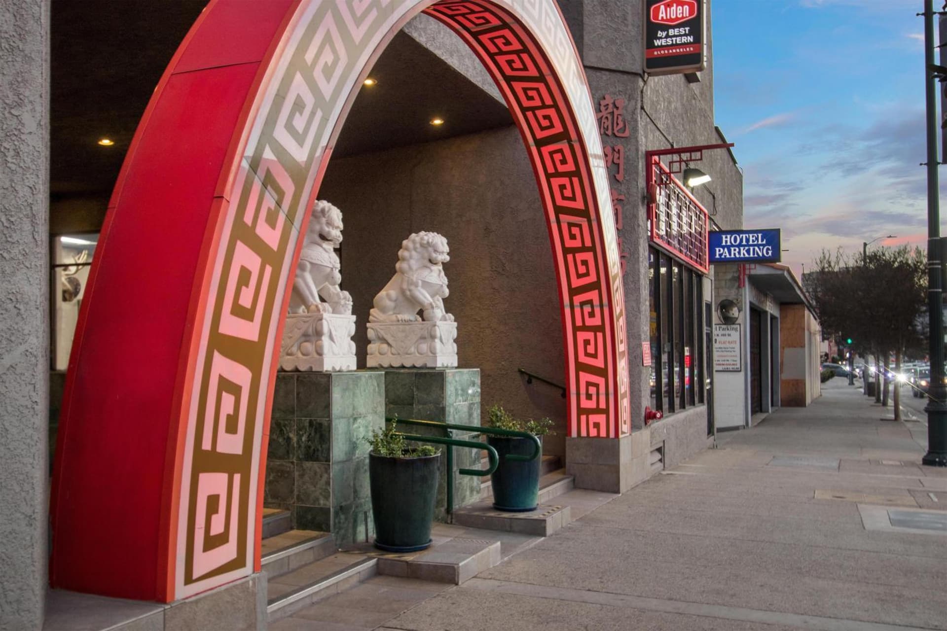 Aiden Los Angeles Downtown Dragon Gate Inn