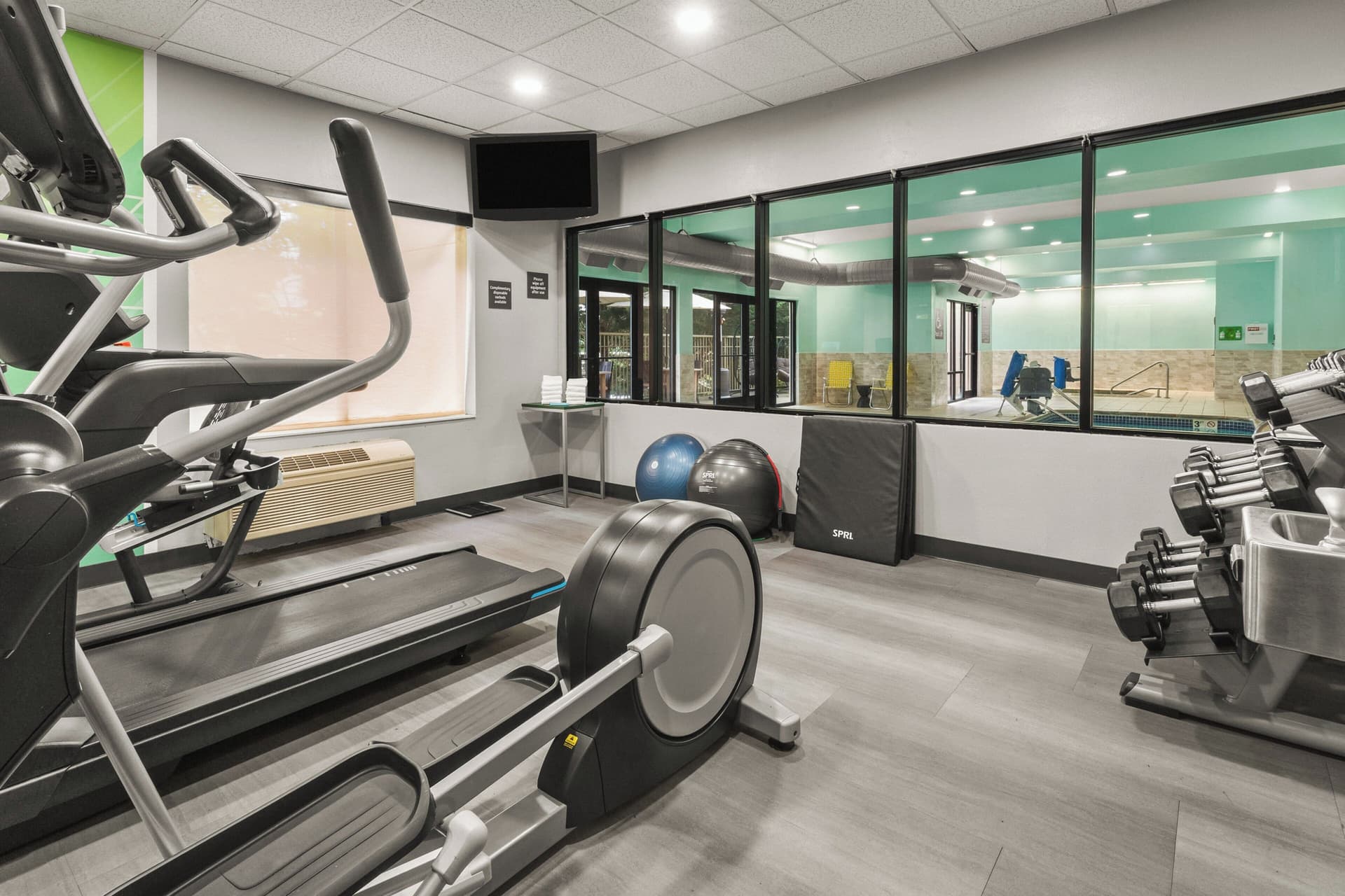 Holiday Inn & Suites - Bothell