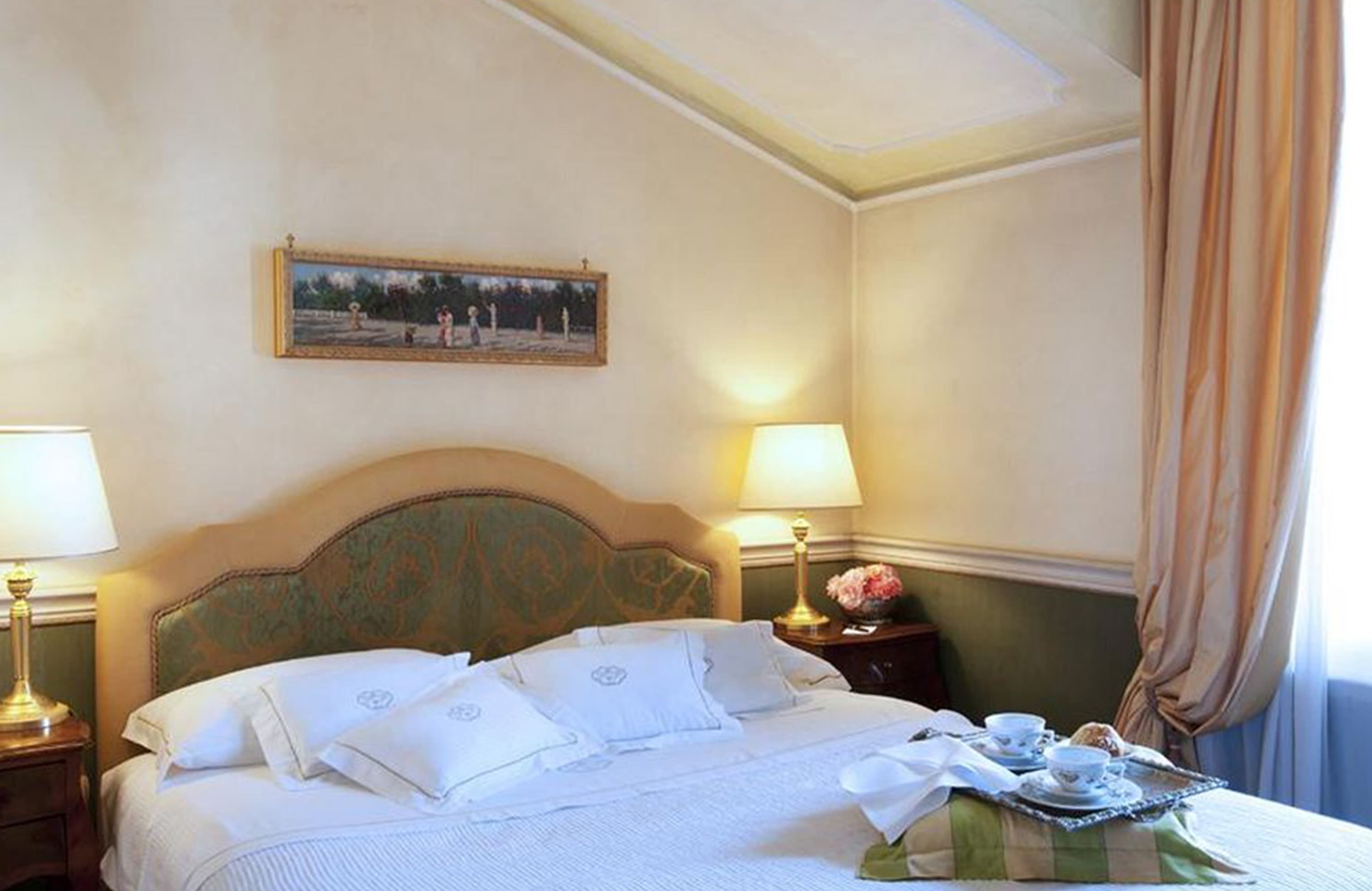 Petit Palais Hotel de Charme