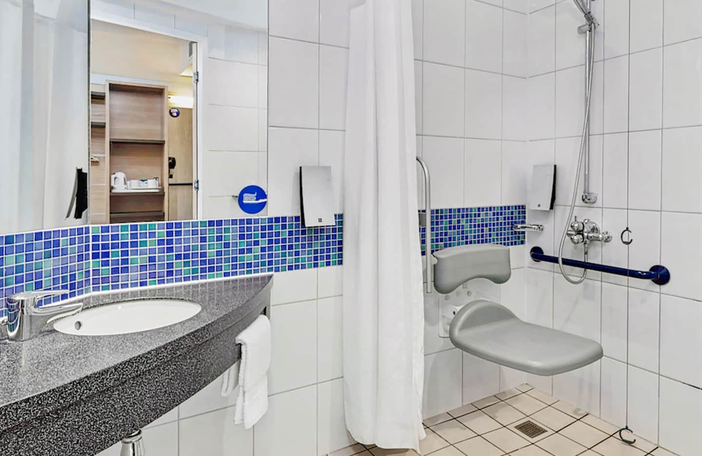 Holiday Inn Express - Newbury Park