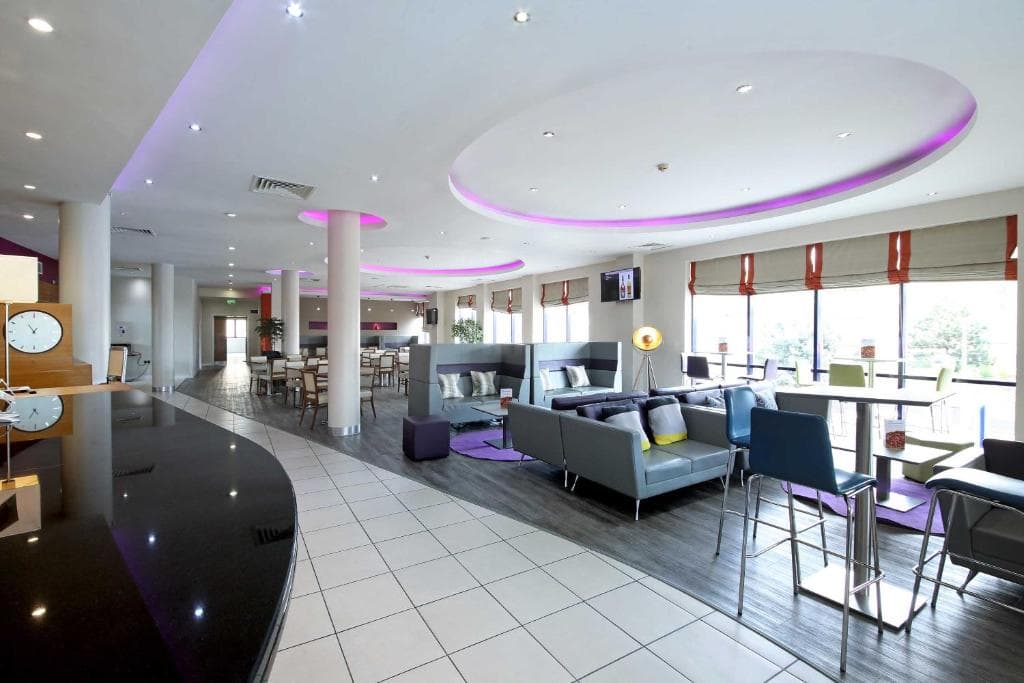 Holiday Inn Express - Newbury Park