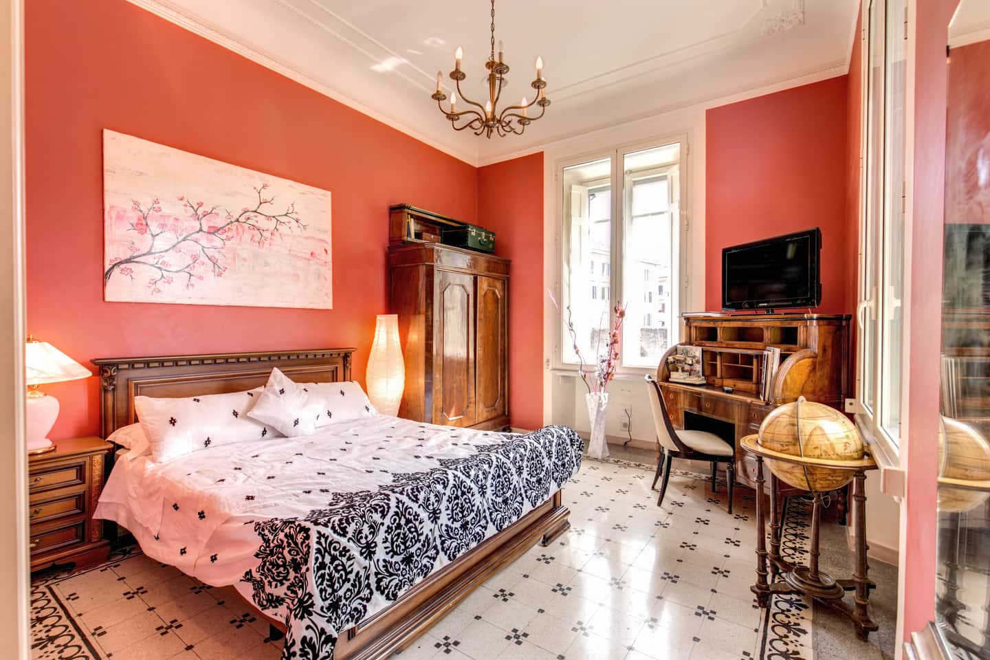 C Luxury Palace