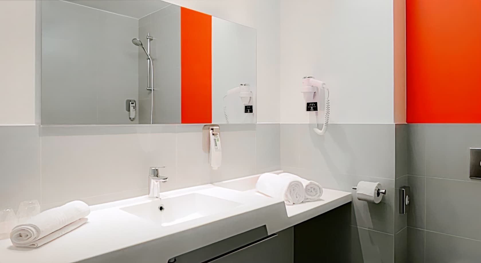 ibis Styles Caen Centre Gare