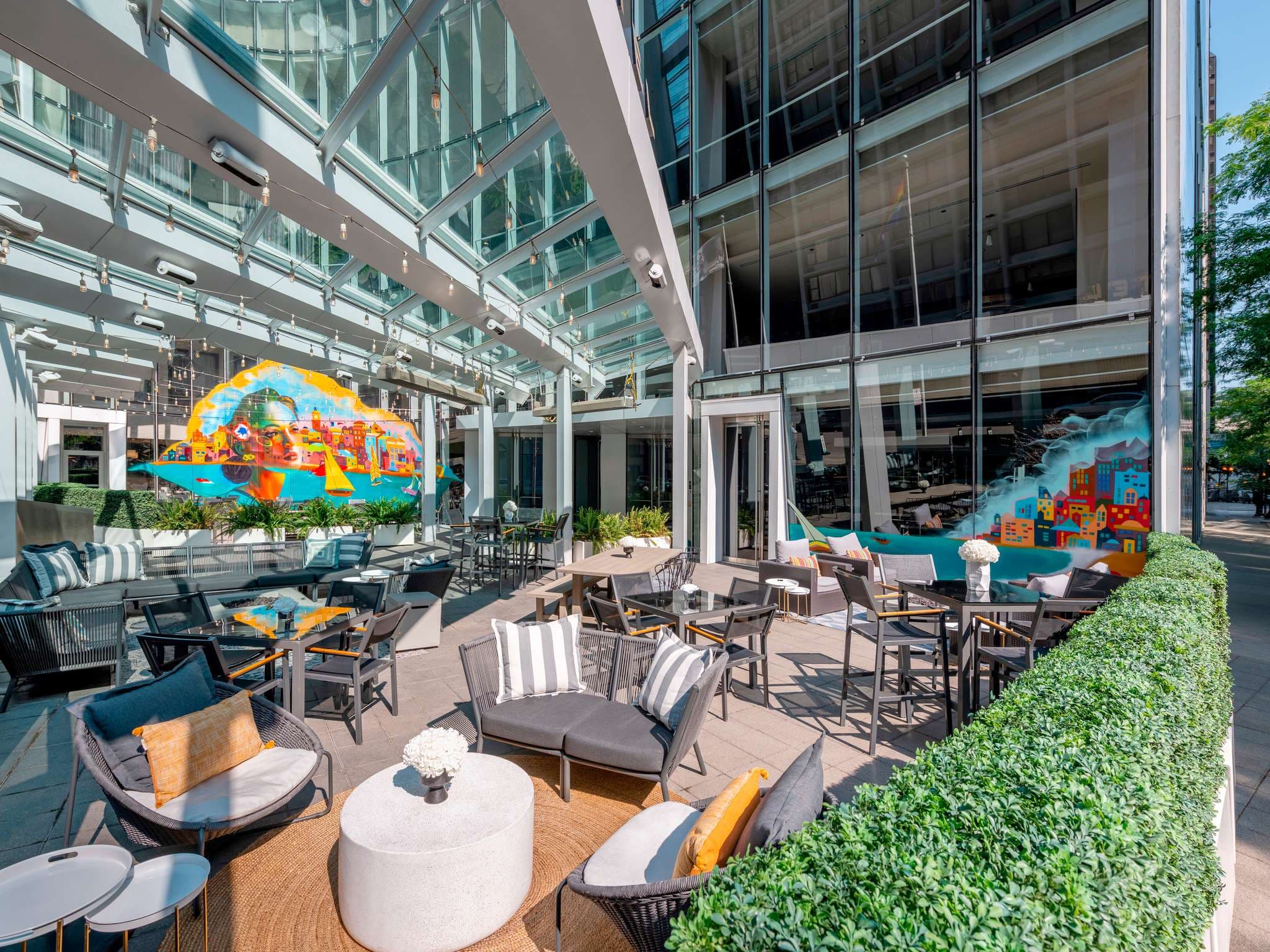 Sofitel Chicago Magnificent Mile