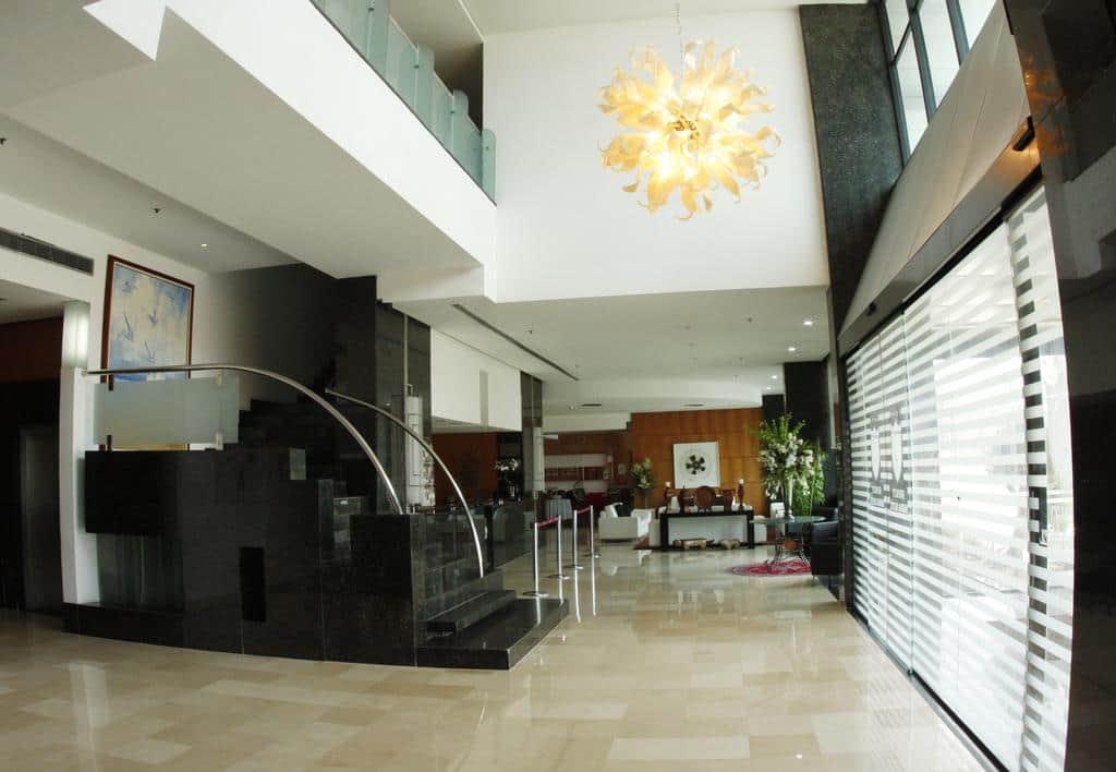 Royalty Barra Hotel