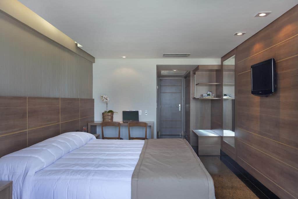 Royalty Barra Hotel